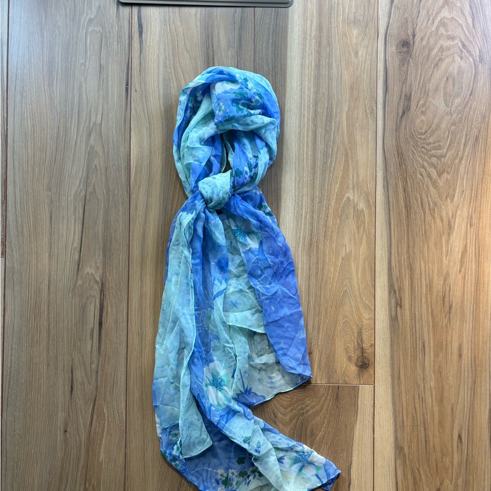Blue Floral Mesh Scarf